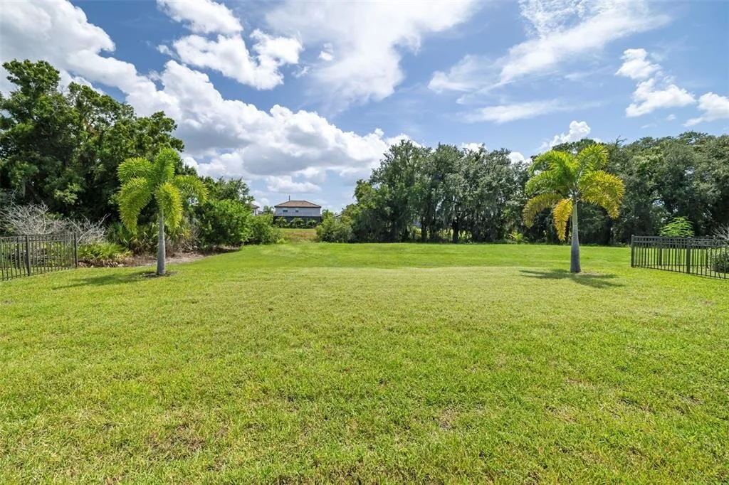 Photo of 17927 POLO TRAIL
