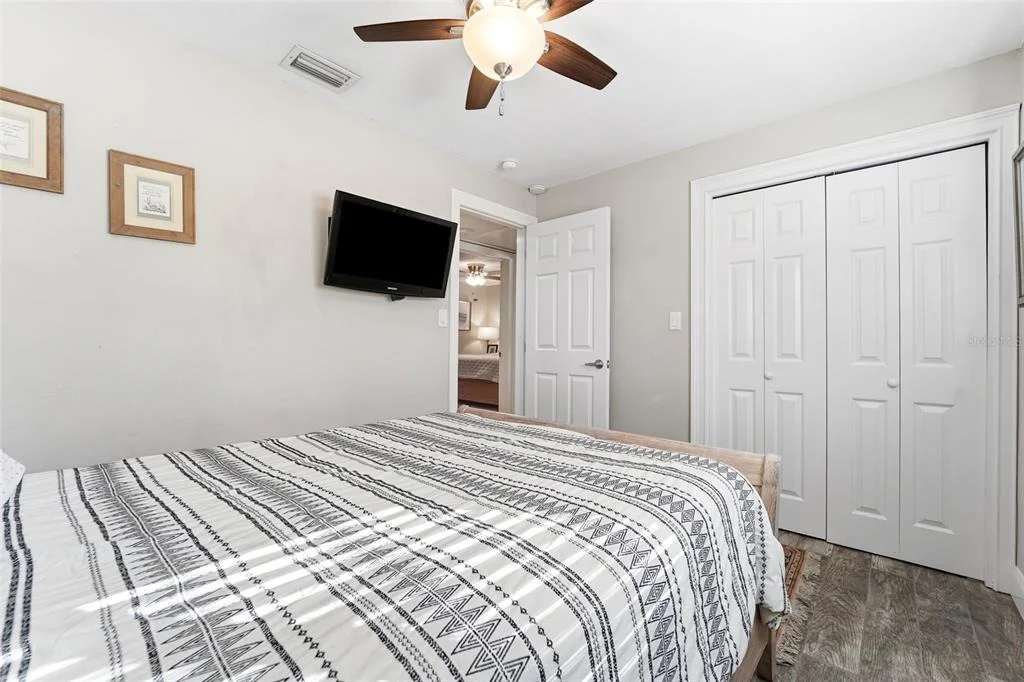 Photo of 3595 FLORAL DRIVE