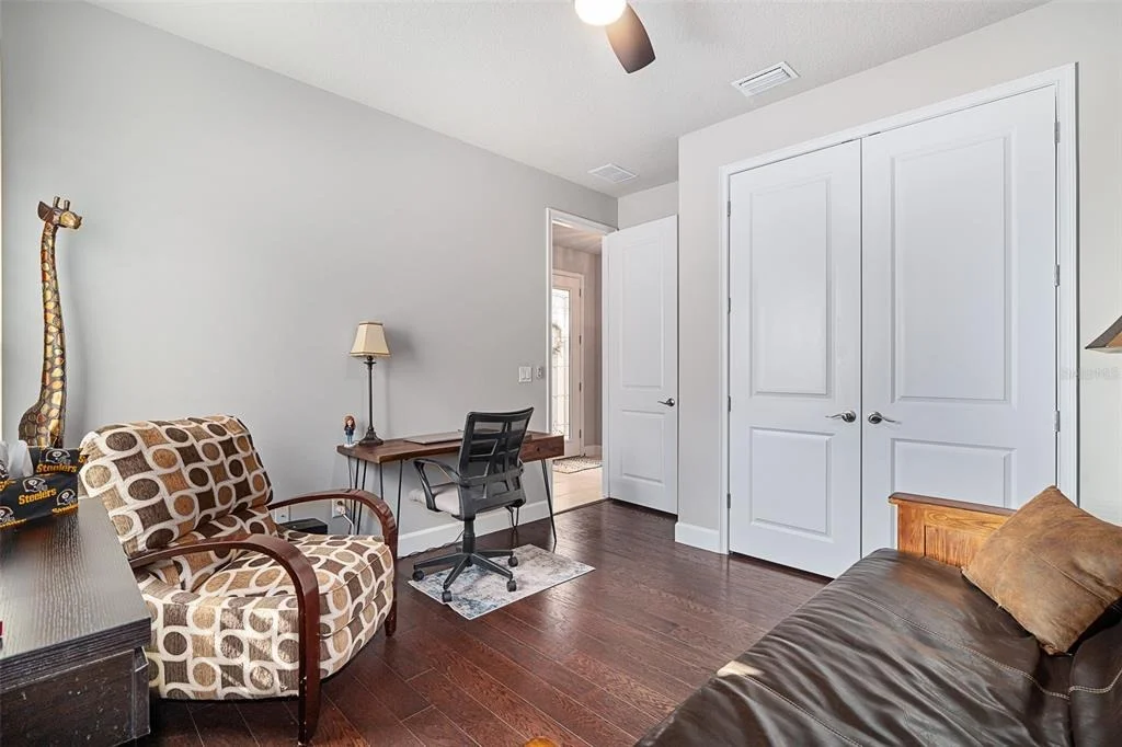 Photo of 823 CREEKWOOD DRIVE