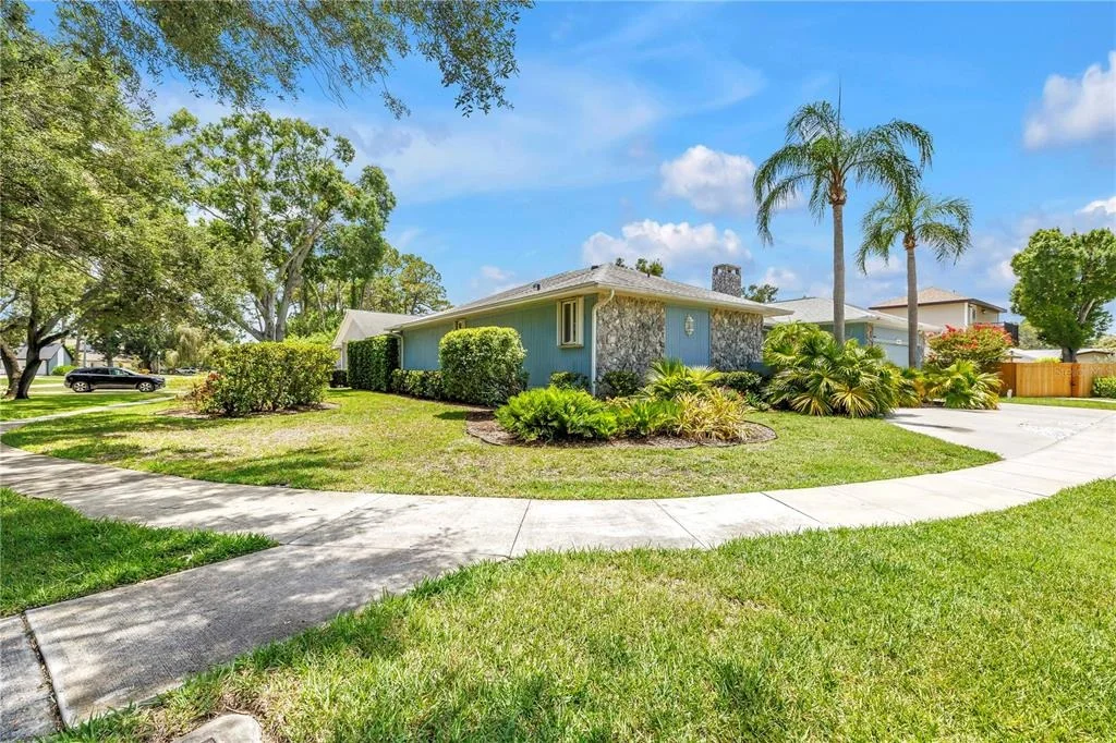 Photo of 3000 HERON PLACE
