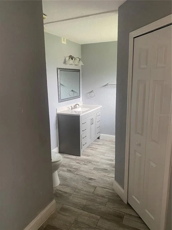 Photo of 1608 LONG LANE