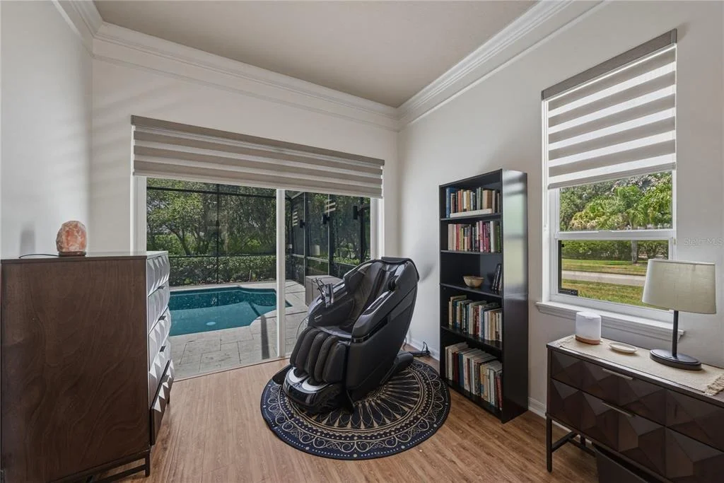 Photo of 6105 AUDUBON MANOR BOULEVARD