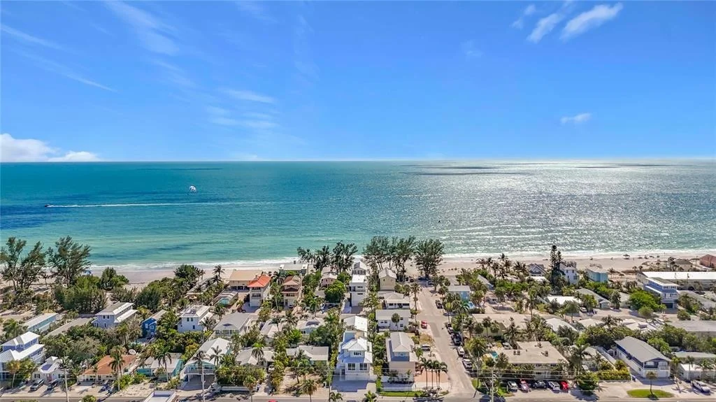 Photo of 2918 GULF DRIVE