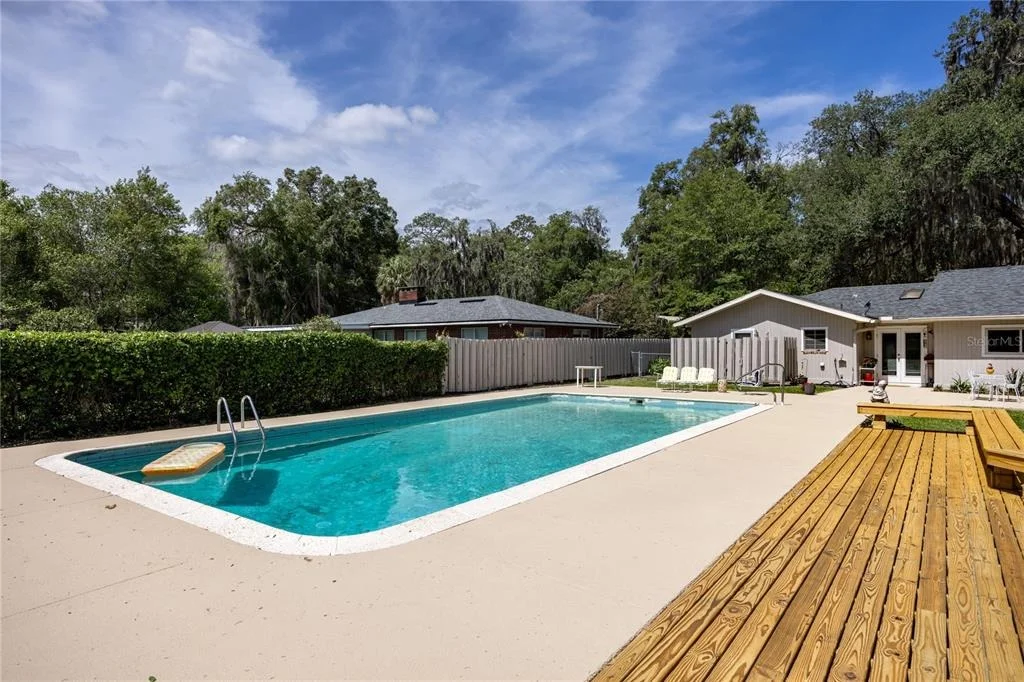 Photo of 3933 SE STATE ROAD 21