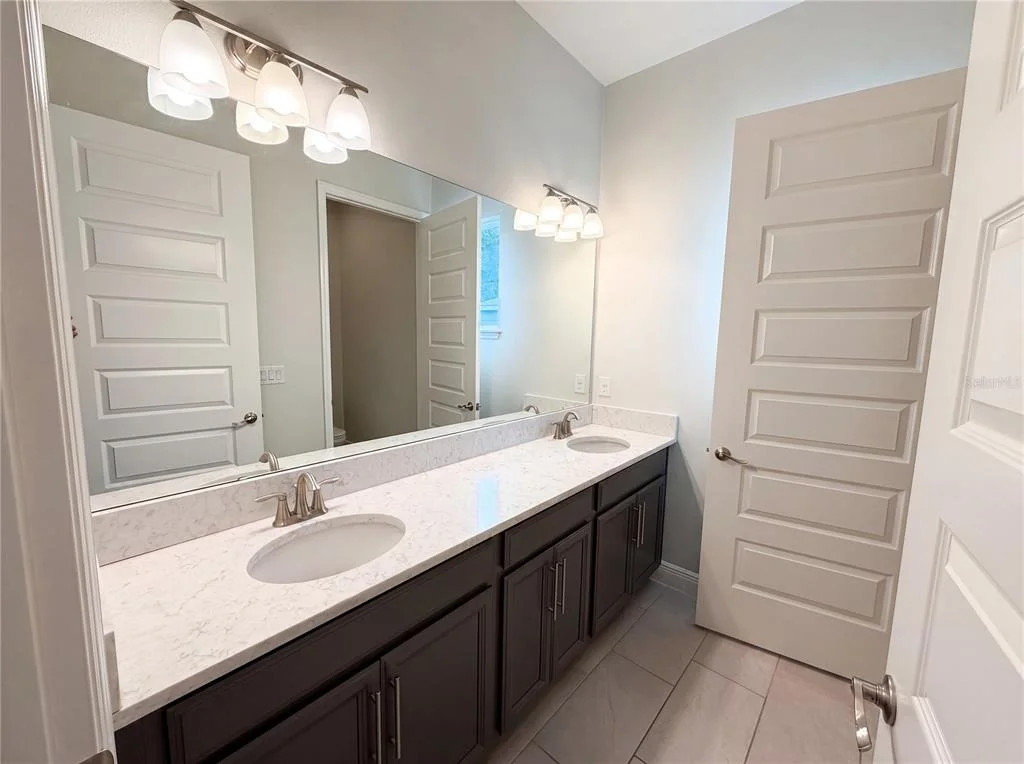 Photo of 432 NOWELL LOOP