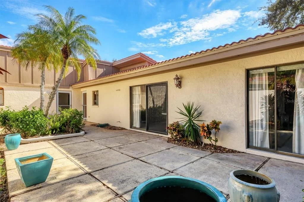Photo of 6412 SUN EAGLE LANE