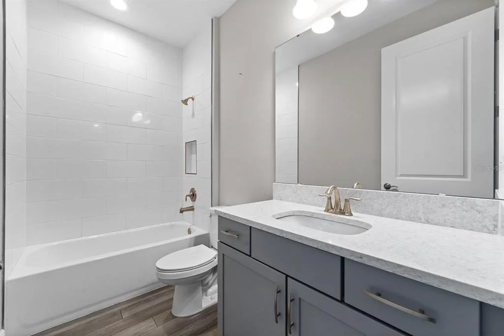 Photo of 5406 LIMELIGHT DRIVE