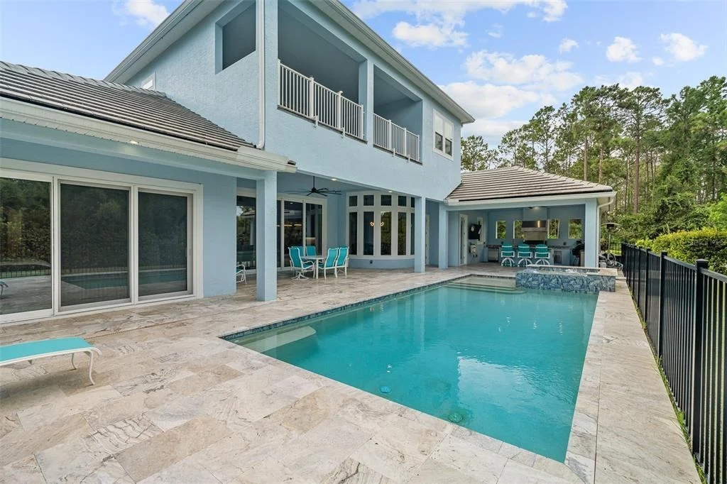 Photo of 998 DOWNSHIRE LANE