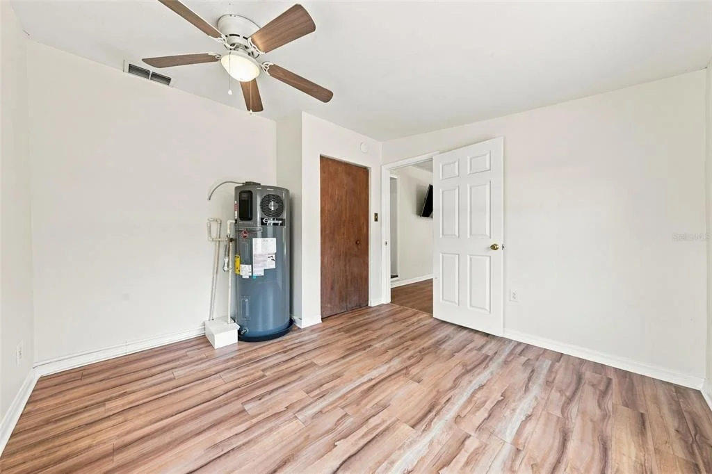 Photo of 3104 GARDEN ROAD