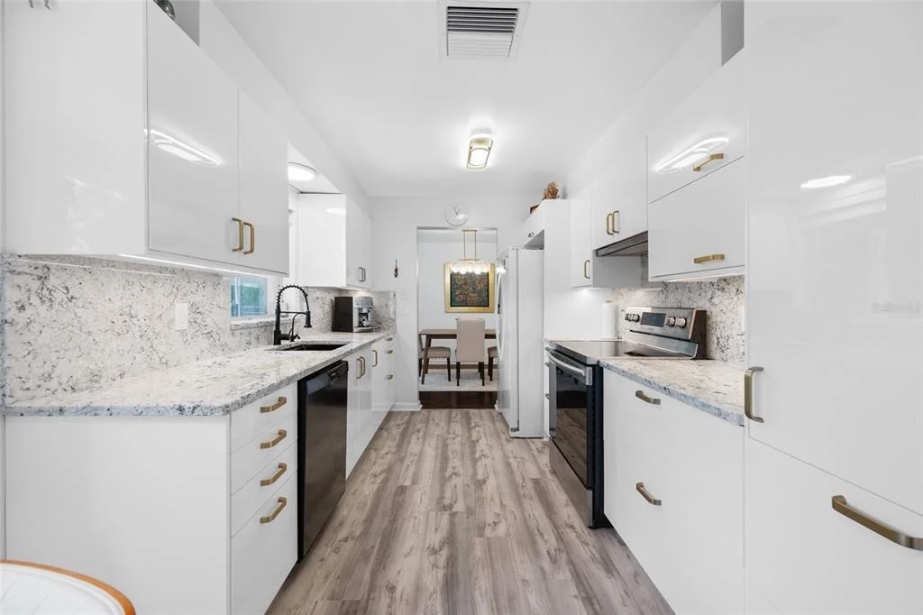 Photo of 2036 FOREST DRIVE