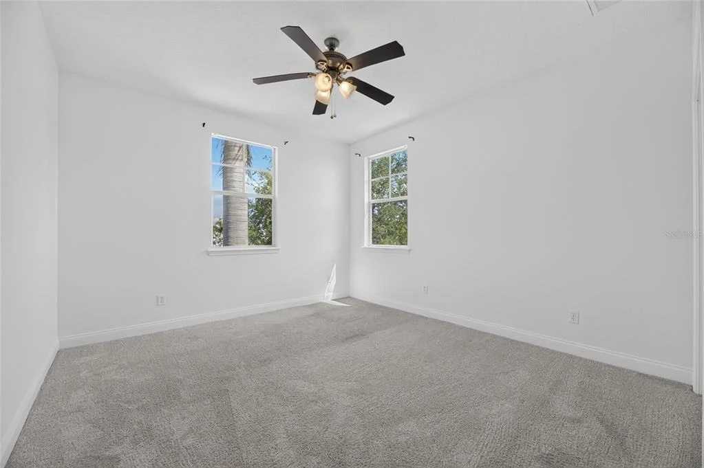 Photo of 824 ISLEBAY DRIVE
