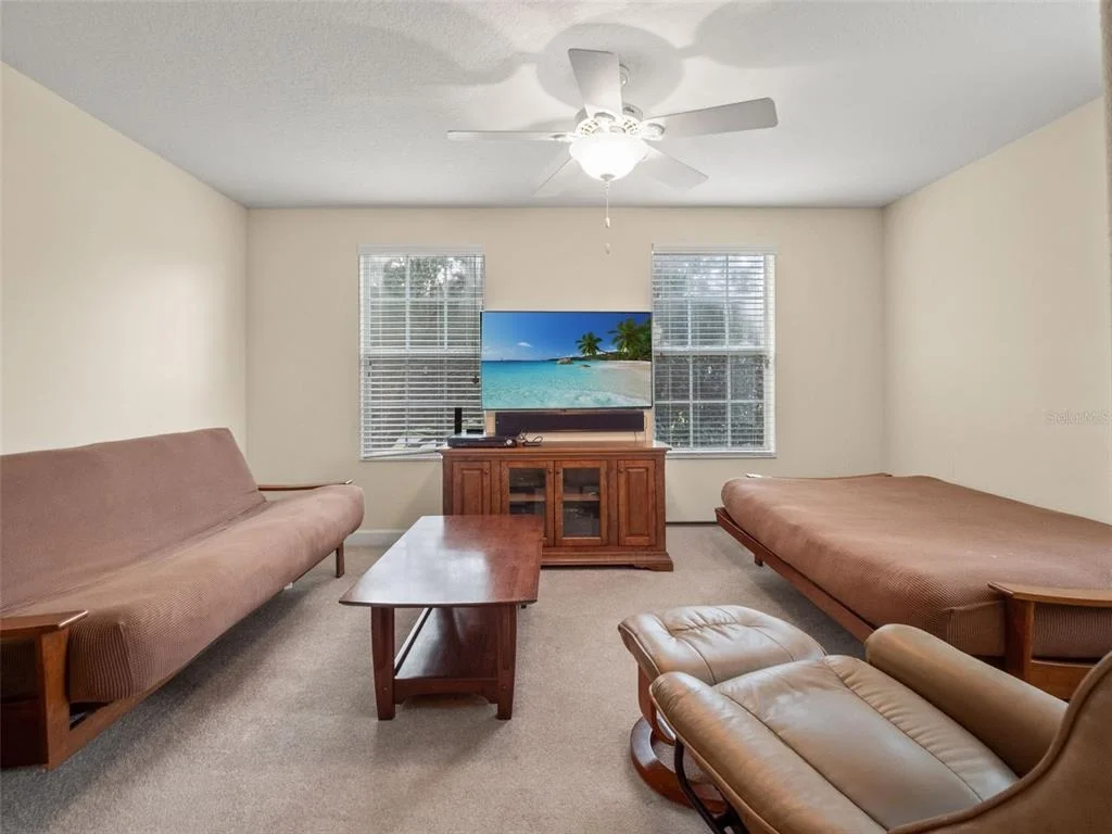 Photo of 6158 MERIWETHER CRESCENT