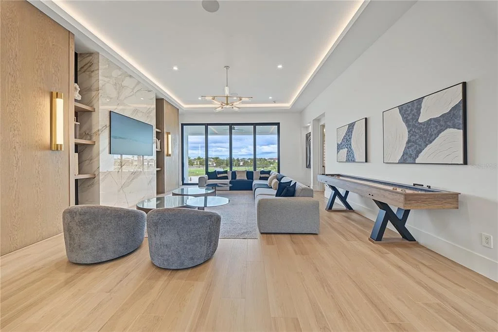 Photo of 900 GOLDEN BEAR DRIVE