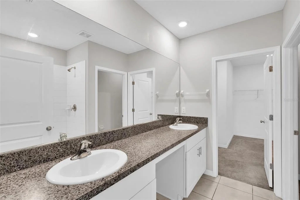 Photo of 5204 WHITE CHICORY DRIVE