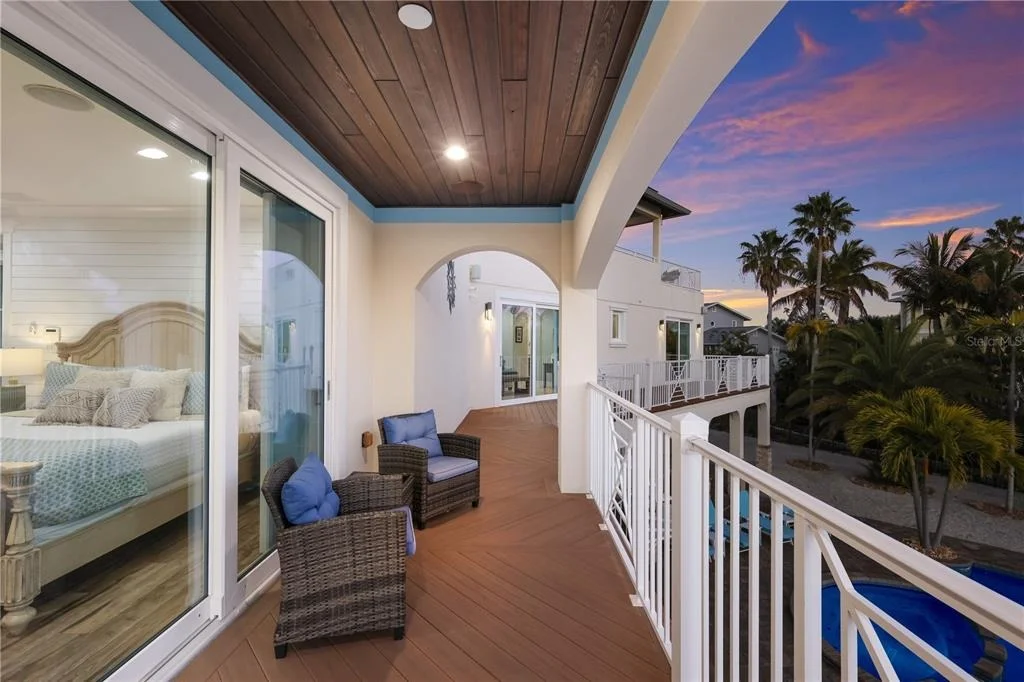Photo of 313 HAMMOCK CIRCLE