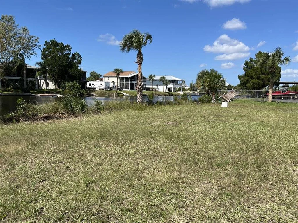 Photo of 3341 SHOAL LINE BOULEVARD