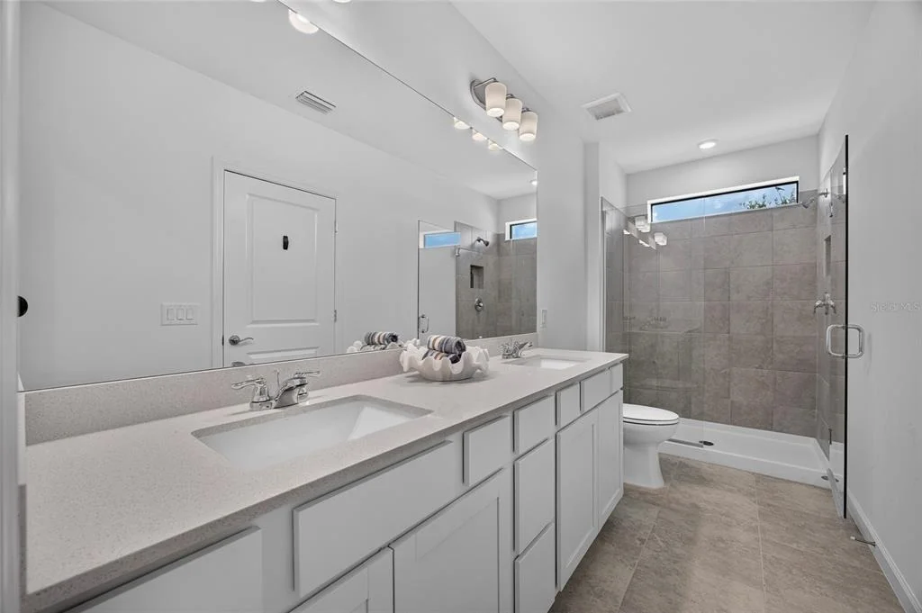 Photo of 6492 SILVERSTAR DRIVE