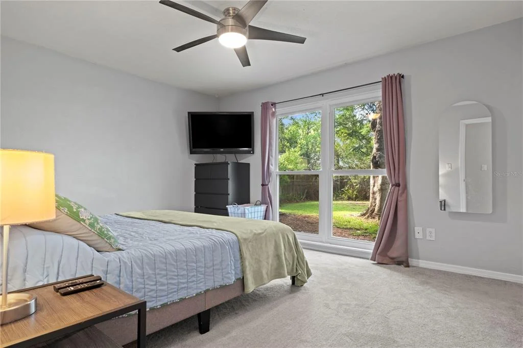 Photo of 2819 NW 55TH BOULEVARD