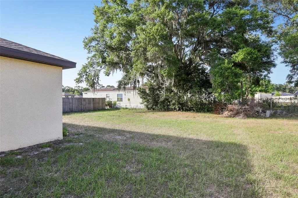 Photo of 26377 BERTRAM ROAD