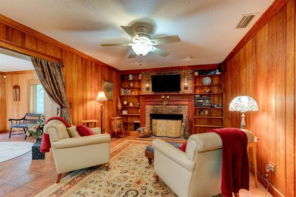 Photo of 1525 HARMONY AVENUE