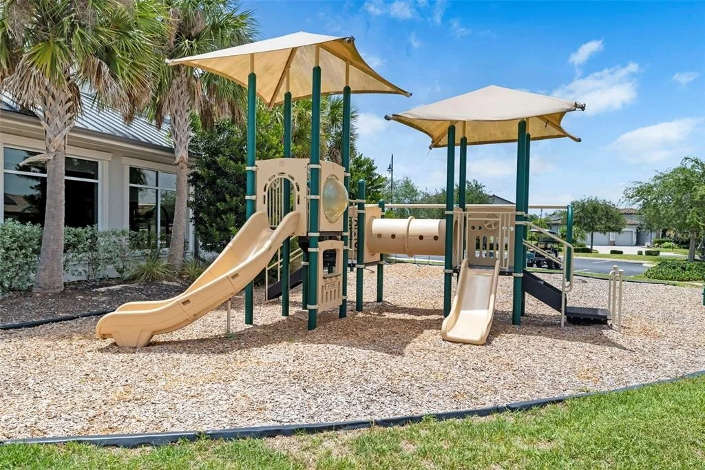 Photo of 17927 POLO TRAIL