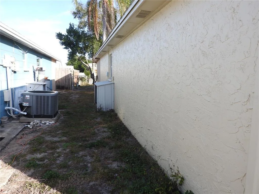 Photo of 1324 VIKING DRIVE