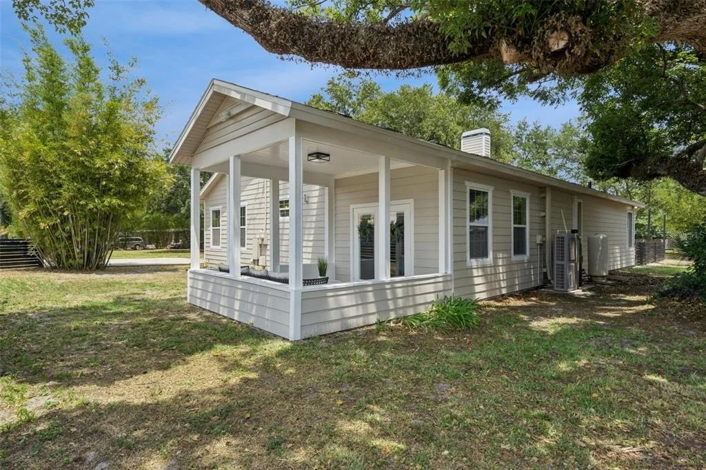 Photo of 1825 DEMASTUS LANE