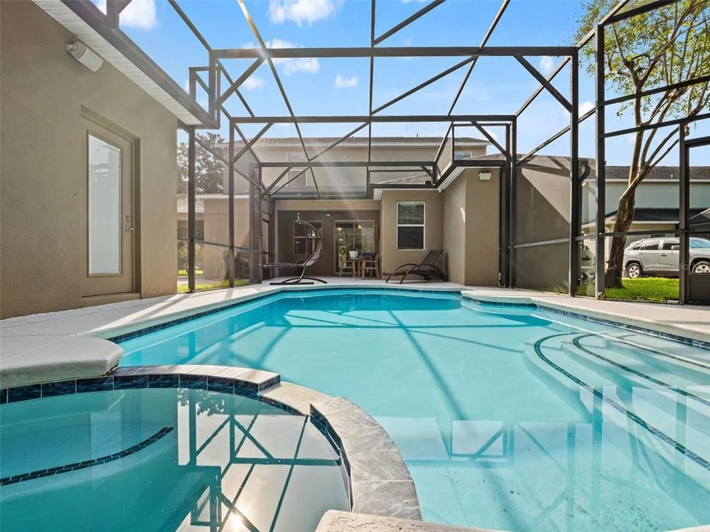 Photo of 6158 MERIWETHER CRESCENT
