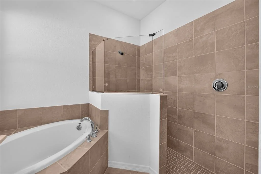 Photo of 13260 TULUM LOOP