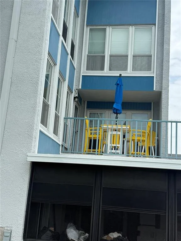 Photo of Unit H at 315 MEDALLION BOULEVARD