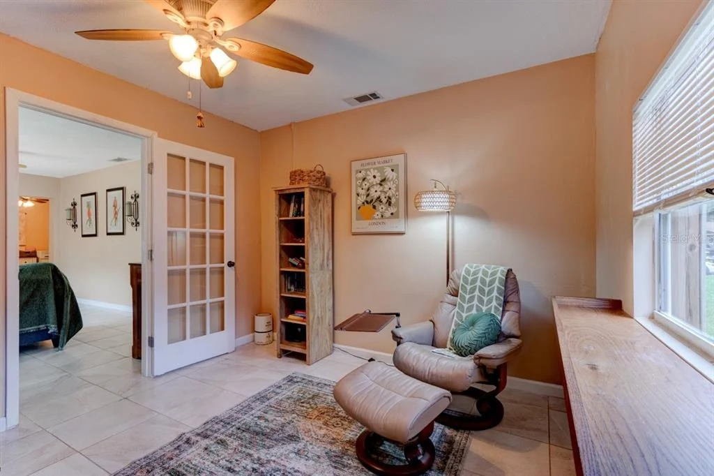 Photo of 16 LAUREL OAKS CIRCLE