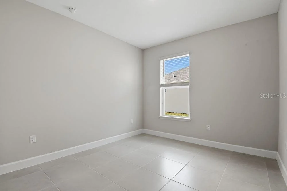 Photo of 664 JUNONIA BOULEVARD