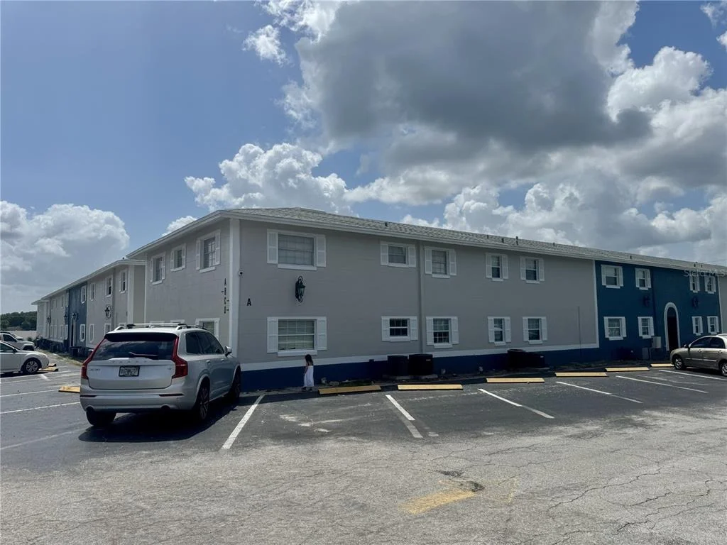 Photo of Unit D35 at 1400 EUDORA ROAD