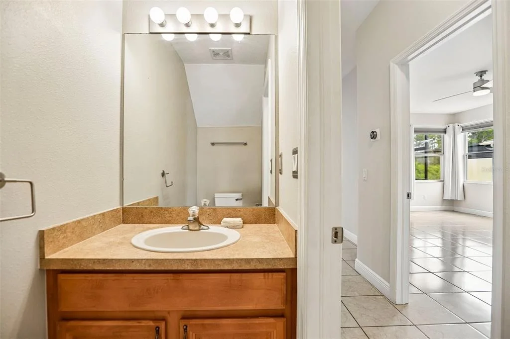 Photo of 5903 CAPE LOOP