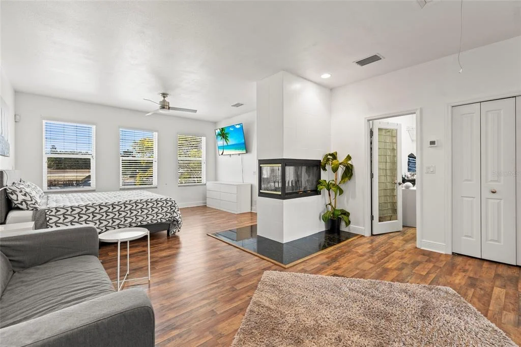 Photo of 5657 OCEANIC ROAD