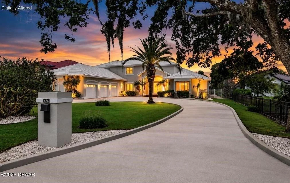 Photo of 626 RIVERSIDE DRIVE