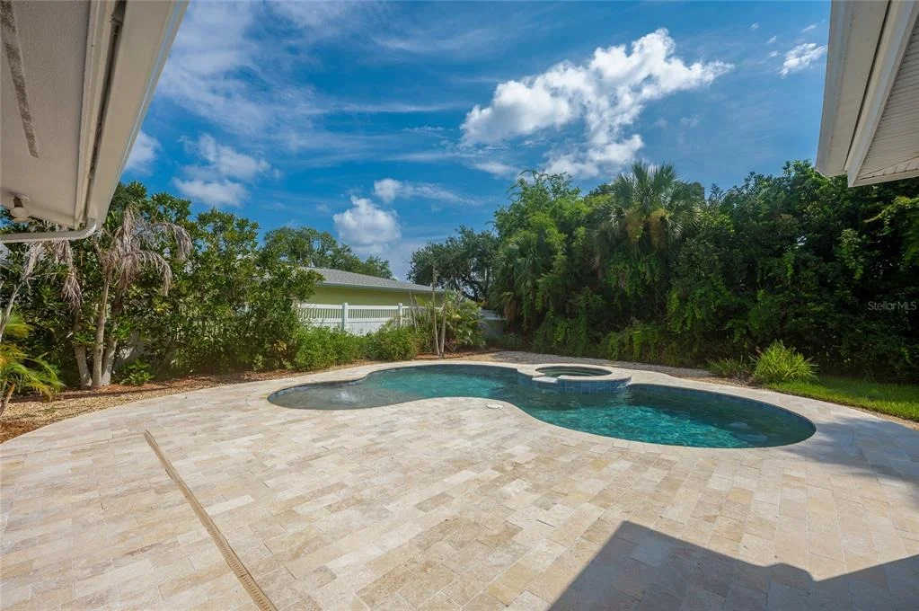 Photo of 835 JOHN ANDERSON DRIVE