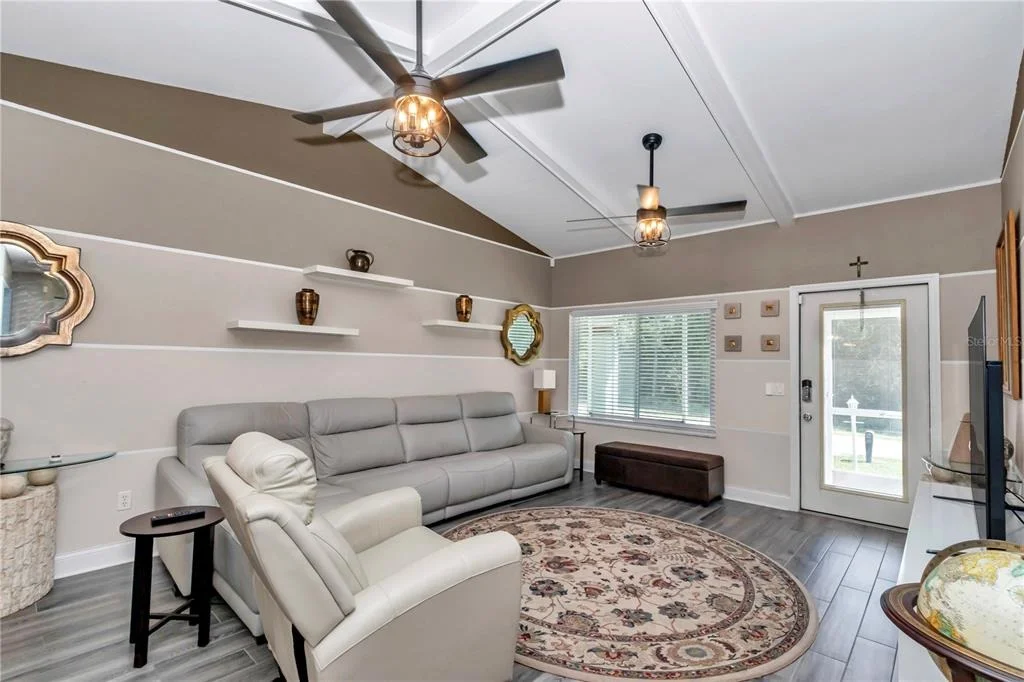 Photo of 814 OAK ROAD