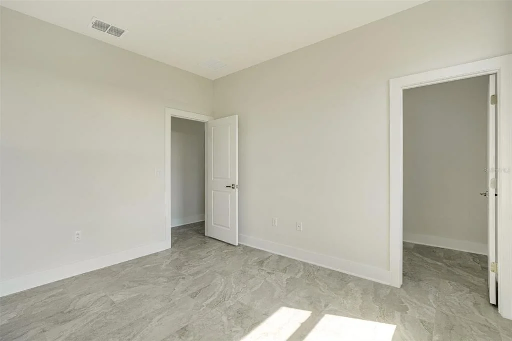 Photo of 384 BAYTREE DRIVE