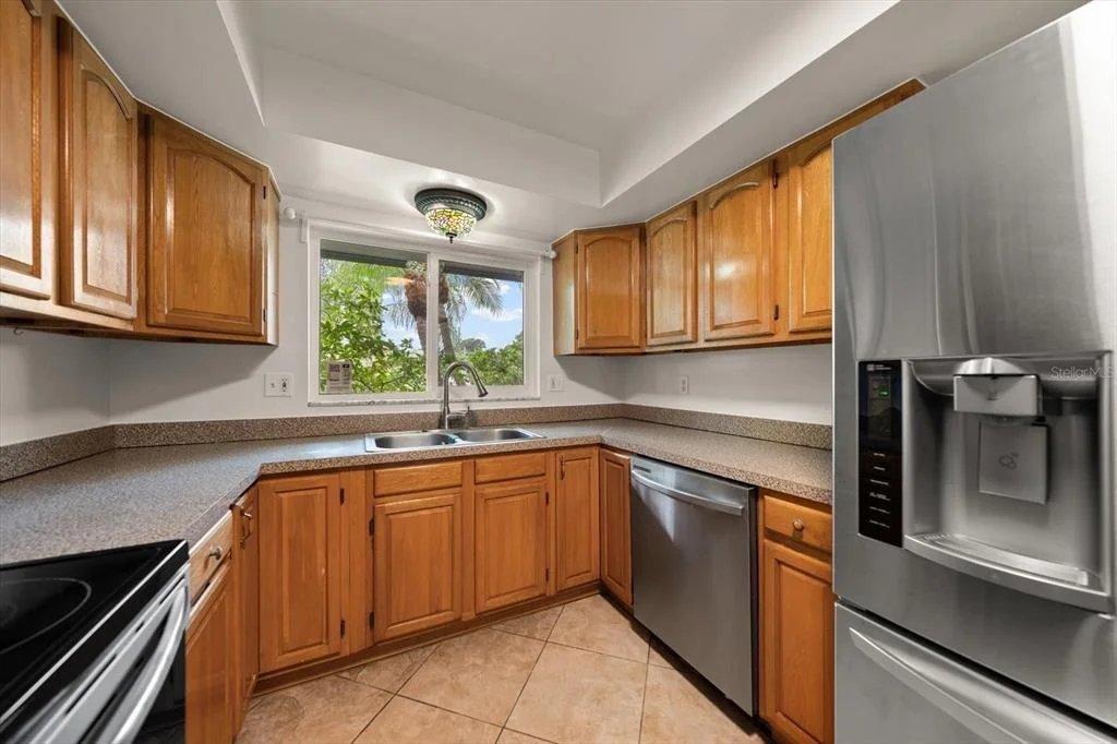 Photo of 1 MAPLEWOOD AVENUE