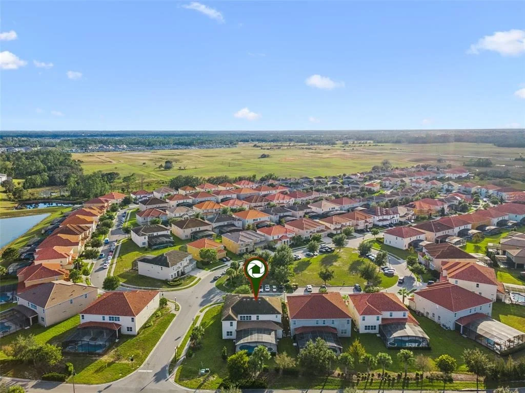 Photo of 6000 OAK GREEN LOOP