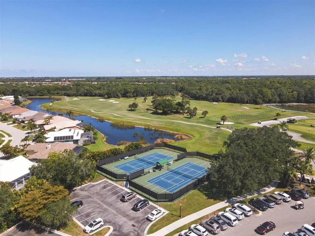 Photo of 815 TROPEZ LANE