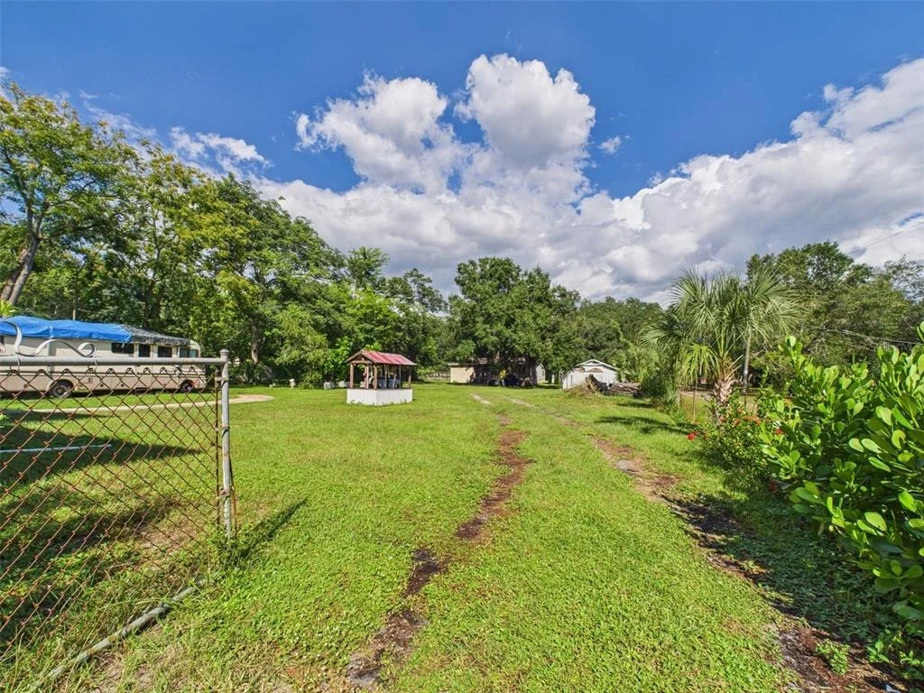Photo of 13014 LINCOLN ROAD