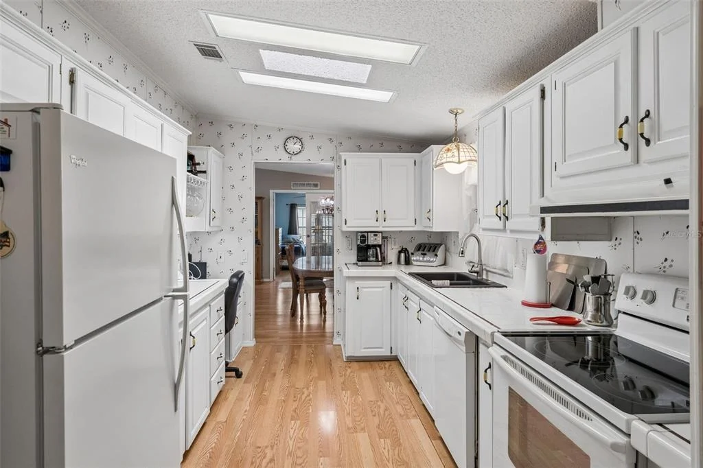 Photo of 170 JOANNE DRIVE