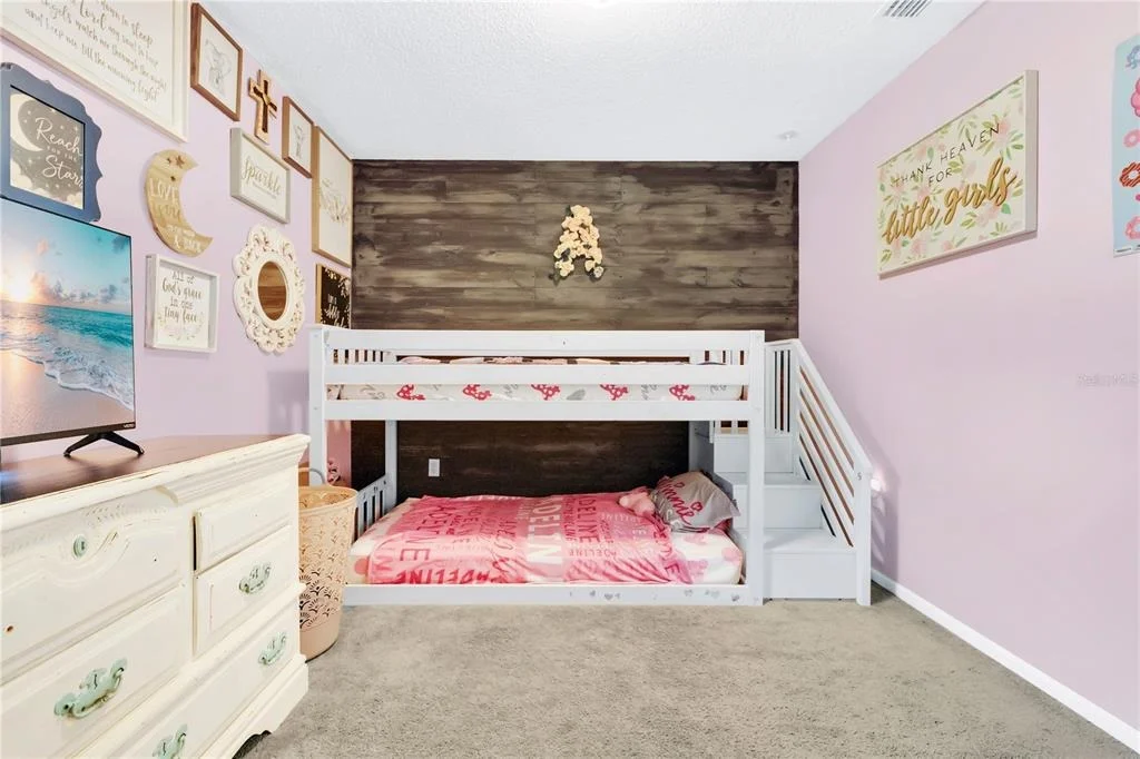 Photo of 2323 VIEW WAY