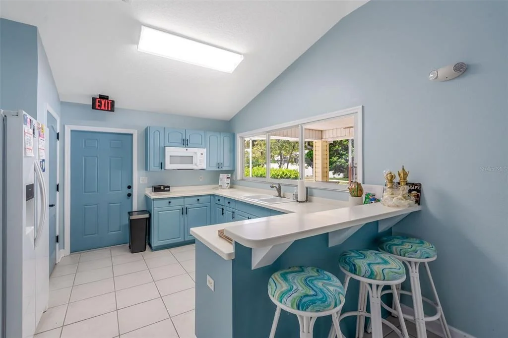 Photo of 21812 CARSON DRIVE