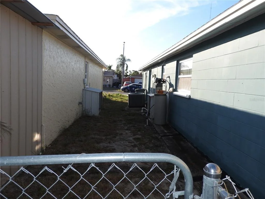 Photo of 1324 VIKING DRIVE