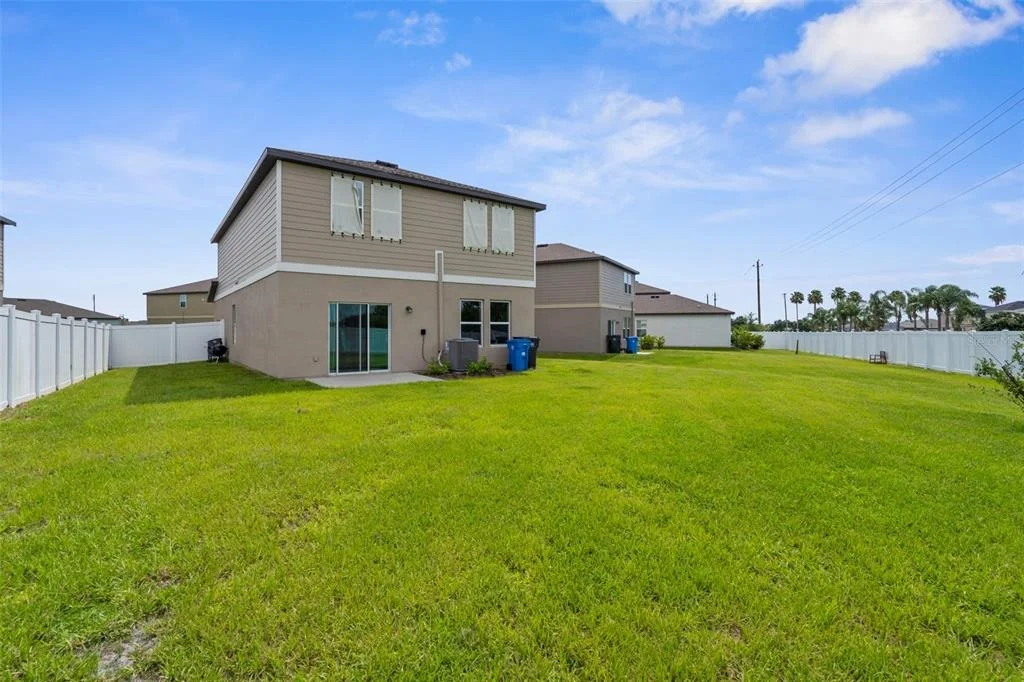 Photo of 1038 KELLY FERN LOOP