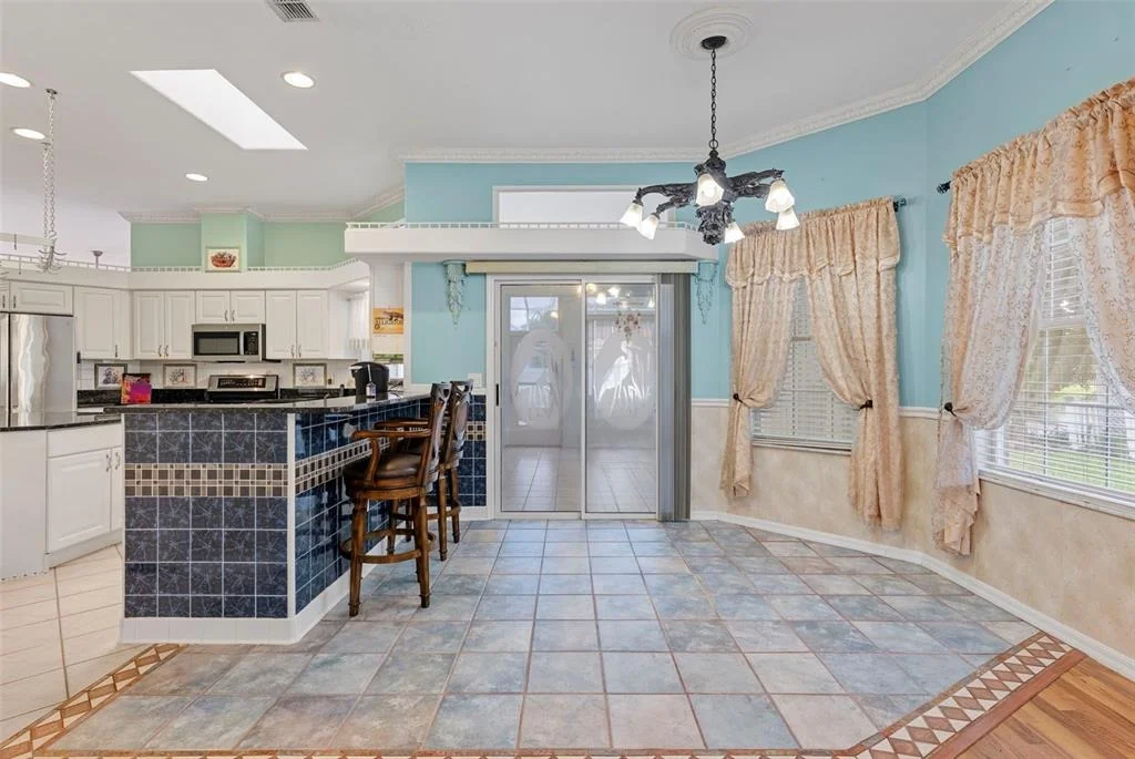 Photo of 52 BUTTONWORTH DRIVE