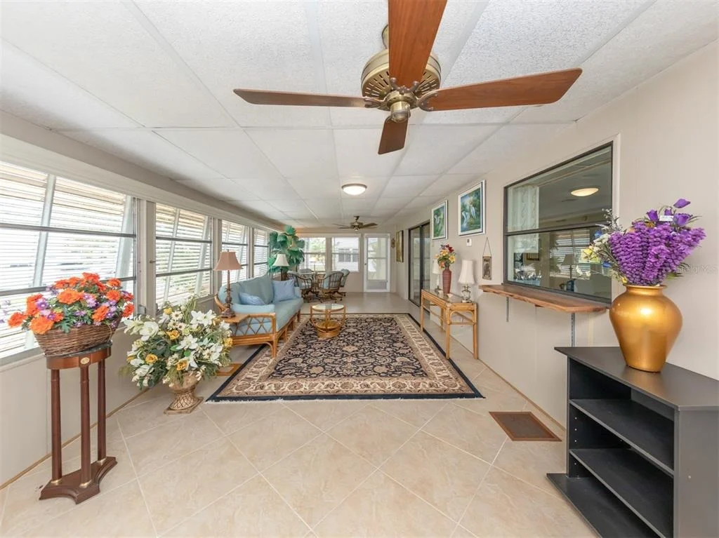 Photo of 628 LA JOLLA CIRCLE